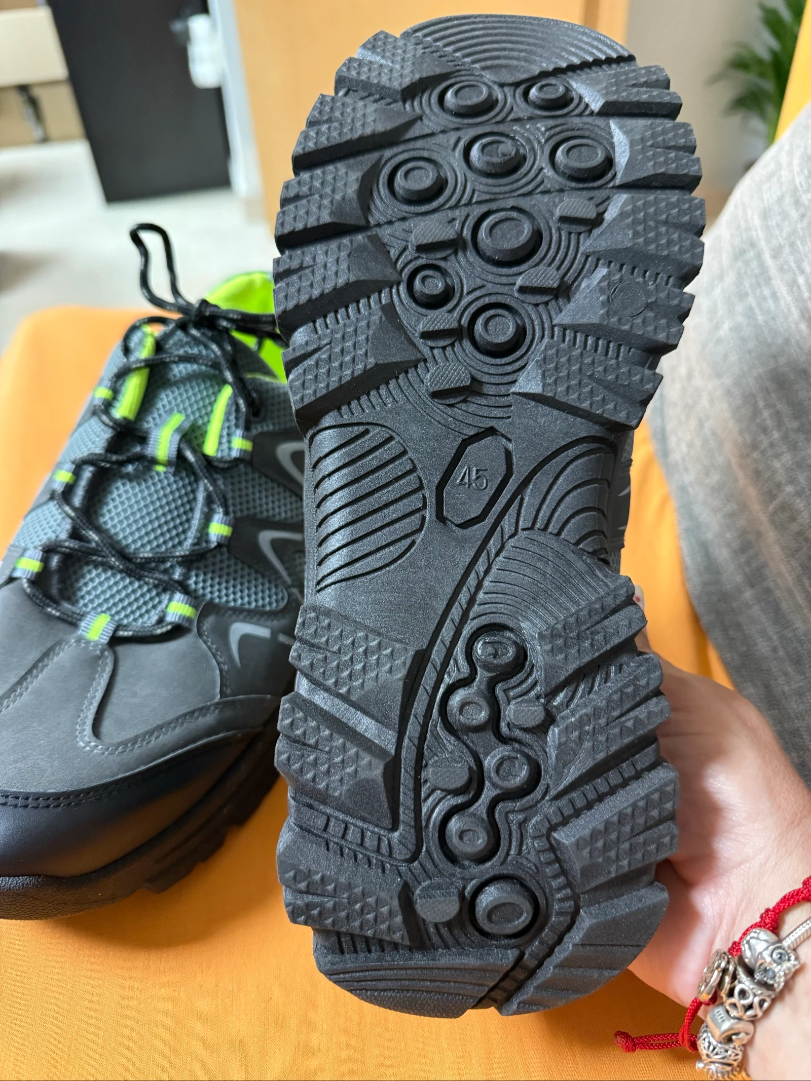 Trekking sneaker size 45 – photo 7